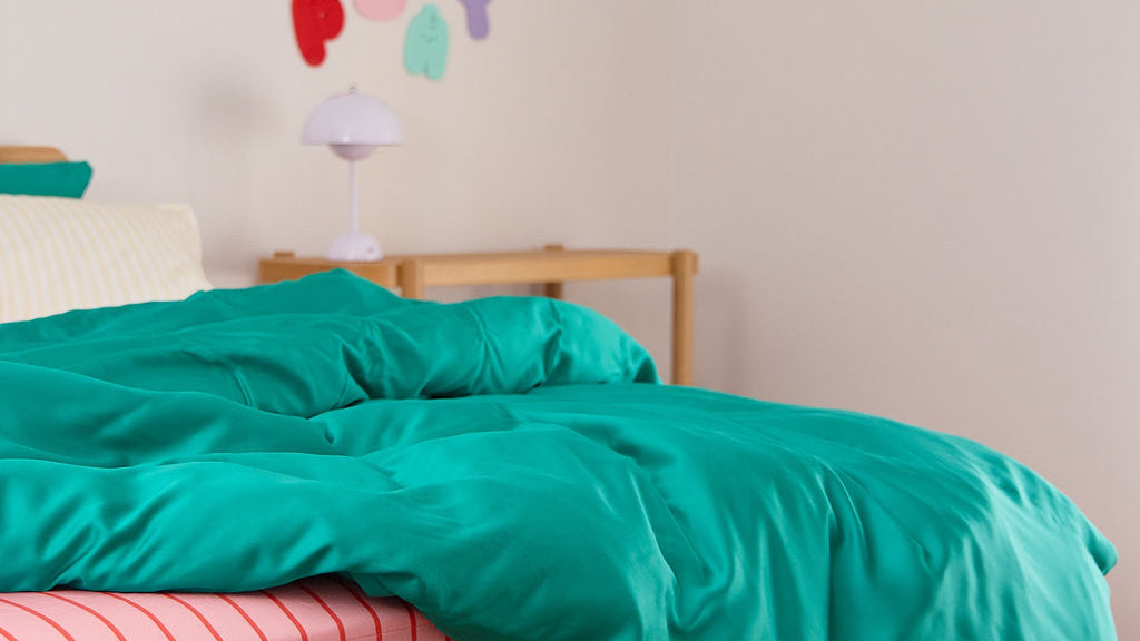 Bamboo vs Organic Cotton for Babies: A Quick Fabric Guide