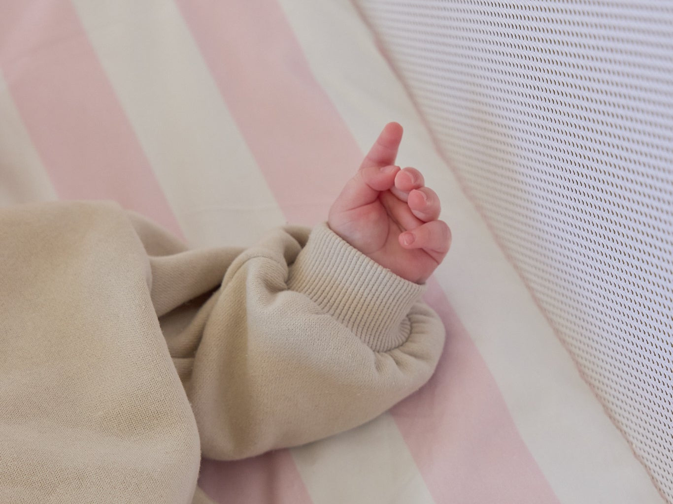 Do Babies Need Different Sheets for Summer and Winter?
