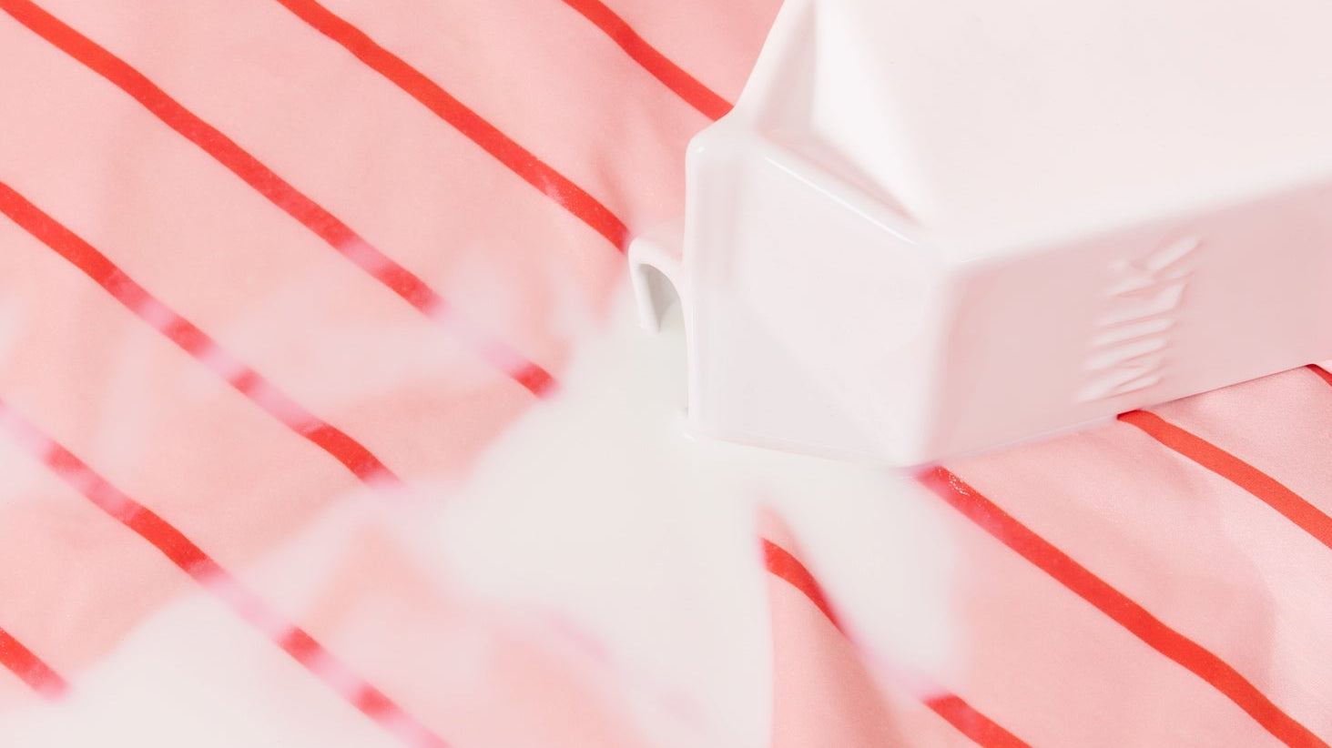 How to Remove Milk Stains From Sheets