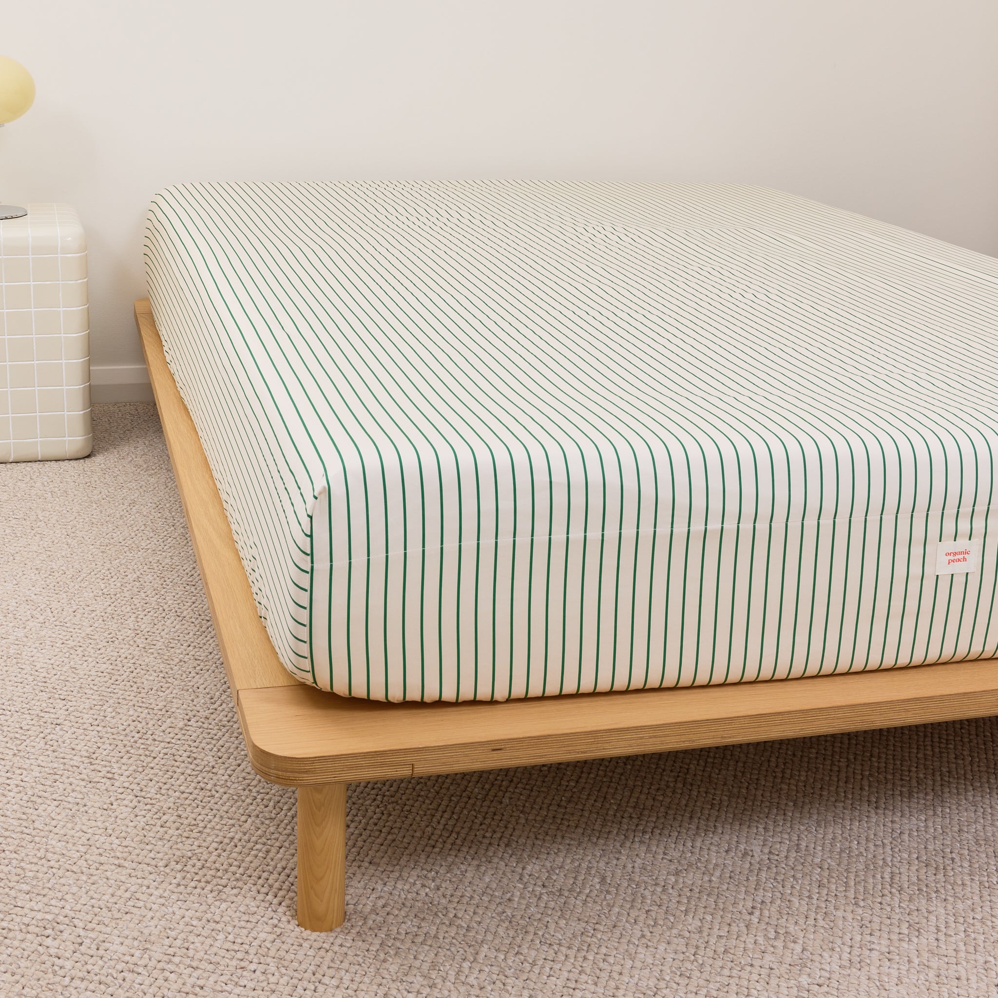 Waterproof Fitted Sheet – Queen